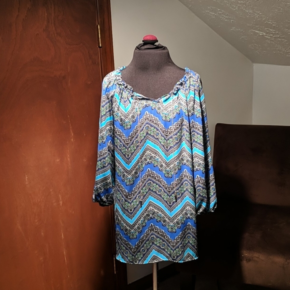 Avenue blouse with chains - Picture 1 of 5